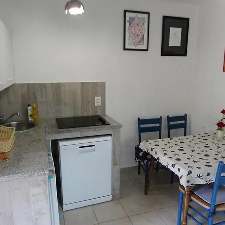 Lastavica Guest house Malinska