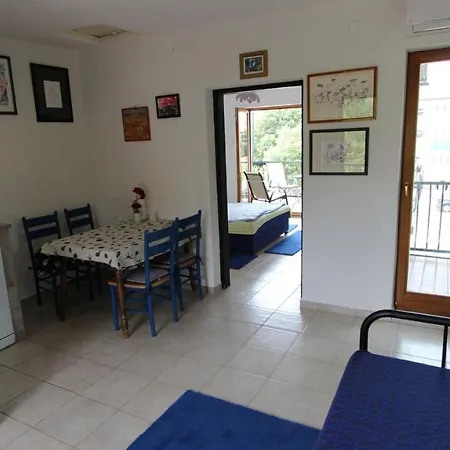 Lastavica Guest house